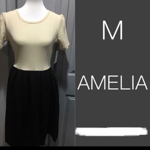 LuLaRoe LLR Amelia - Medium M
